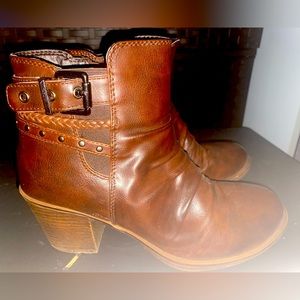 leather boots size 7